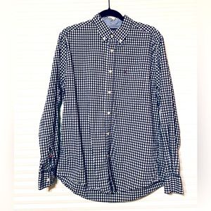 Tommy Hilfiger men’s classic fit casual button down shirt (lightly used)